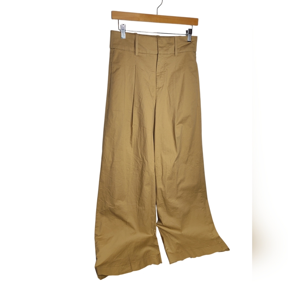 Banana Republic Factory Tan Wide Leg Pleated Trousers size 2